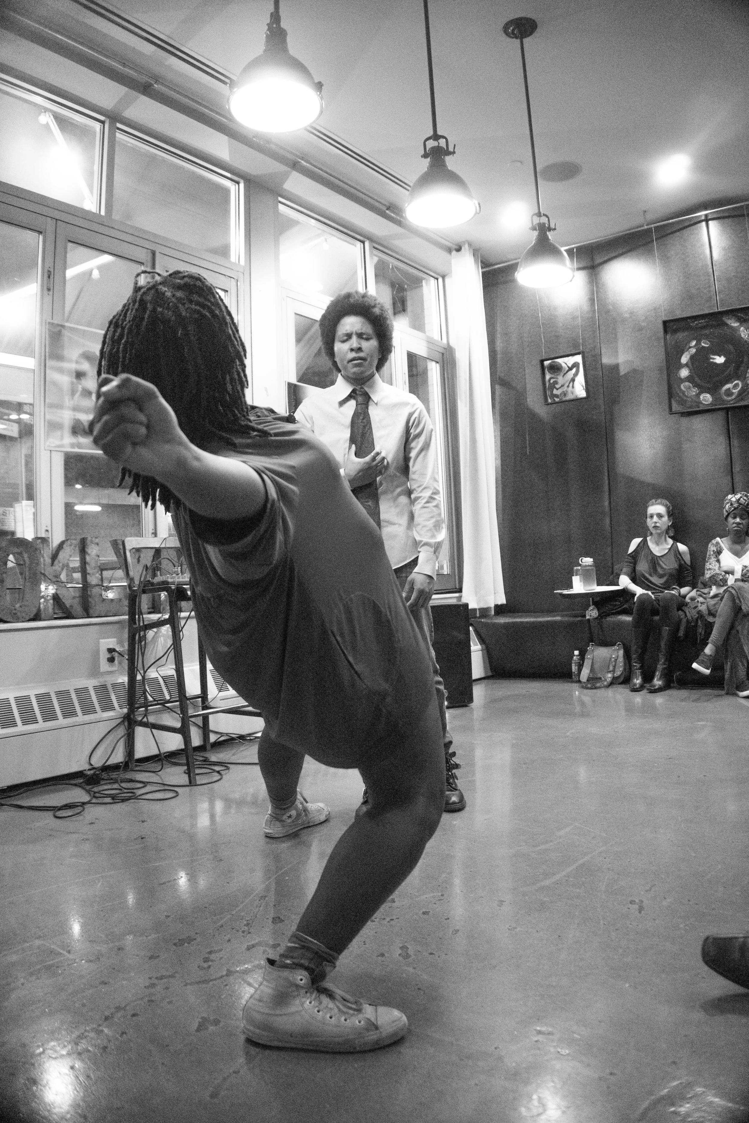 Nia & Ness Performing-15.jpg