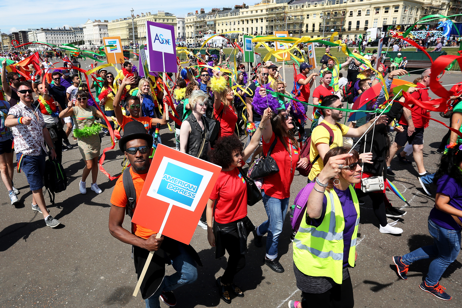 AMEXPride09.jpg