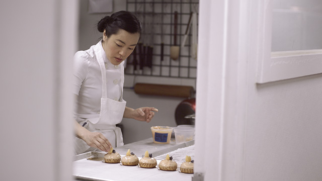 PASTRY CHEF JEN YEE, Lafayette – Uniqlo