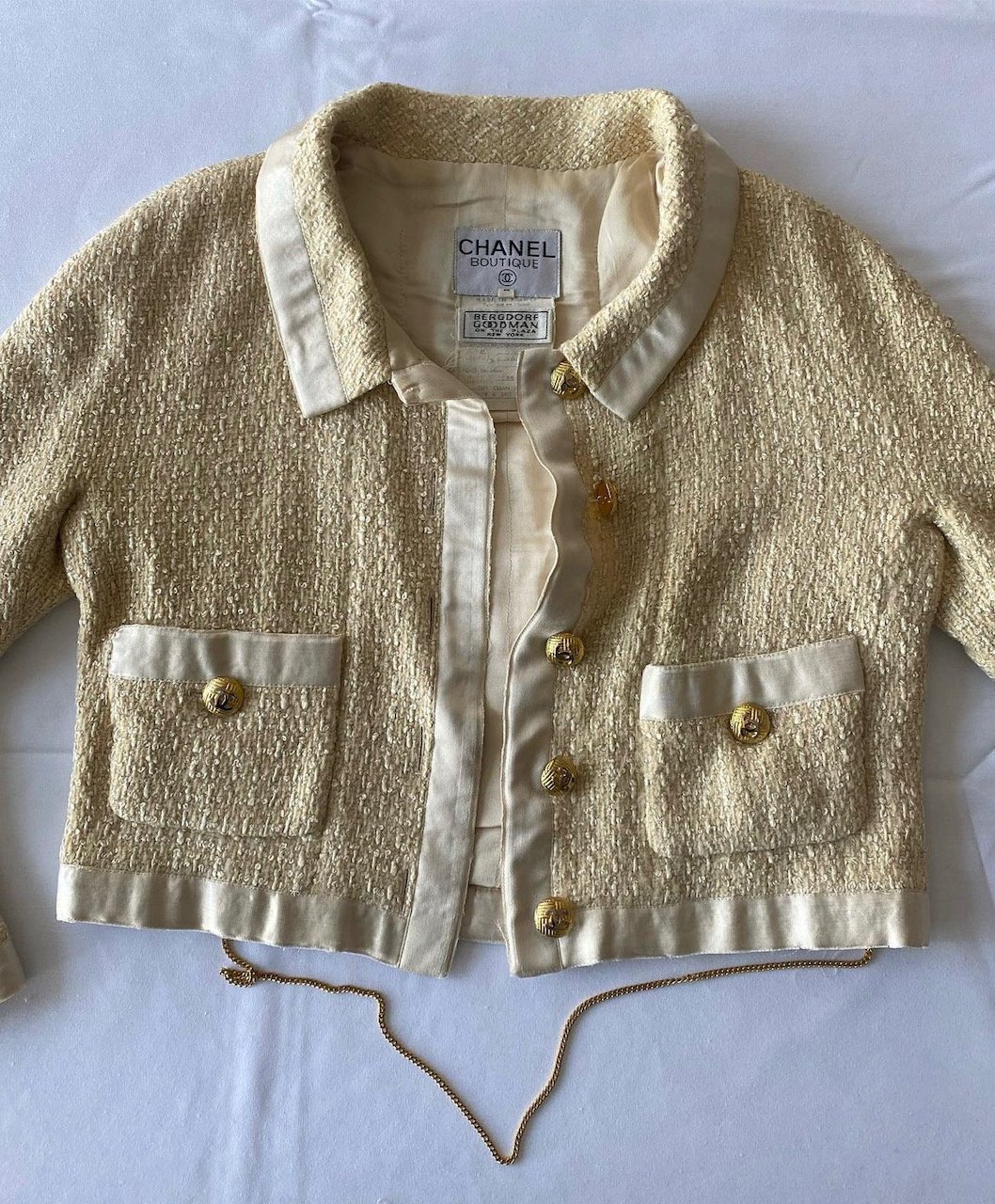 Chanel vintage jacket restoration - process 1