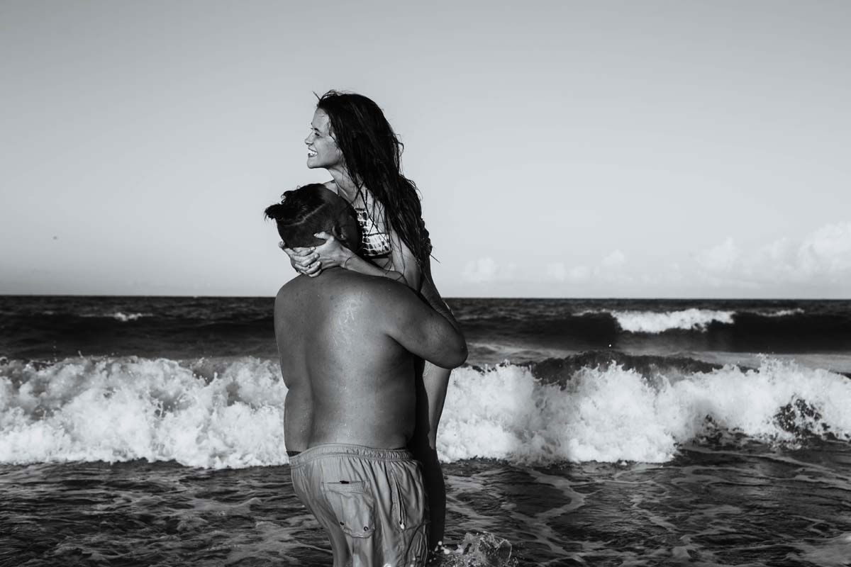 tybee-island-couples-session (11).jpg