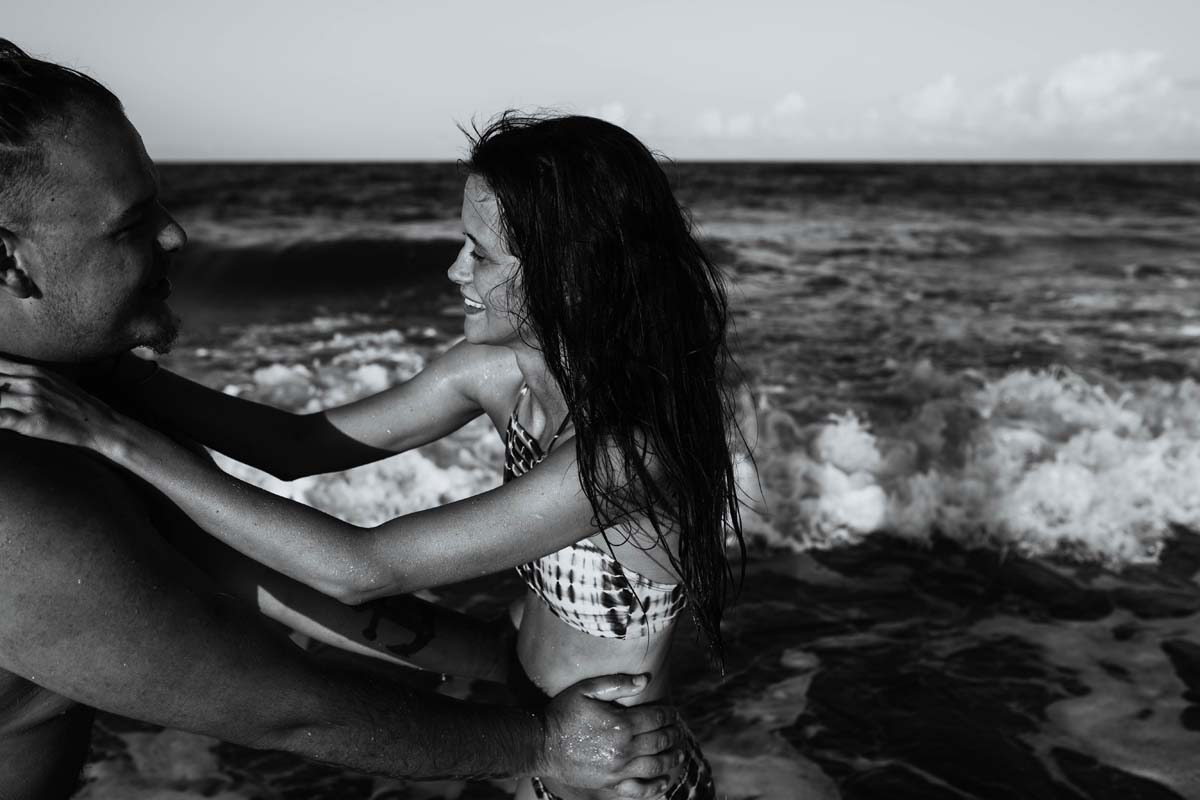 tybee-island-couples-session (12).jpg
