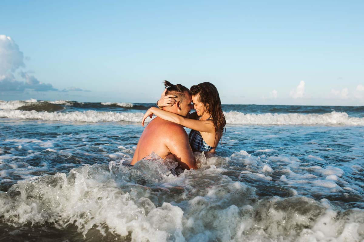 tybee-island-couples-session (18).jpg