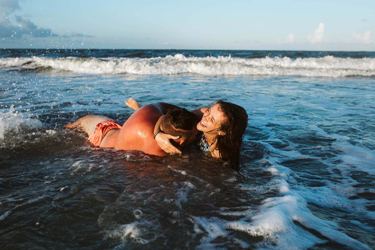 tybee-island-couples-session (21).jpg
