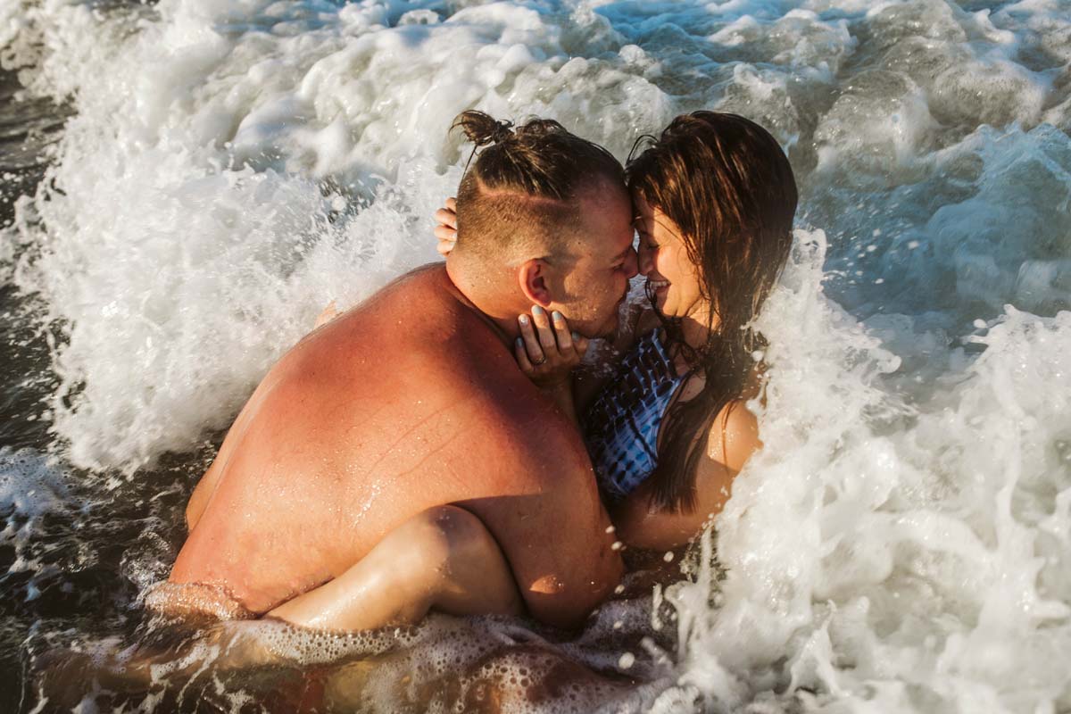 tybee-island-couples-session (26).jpg