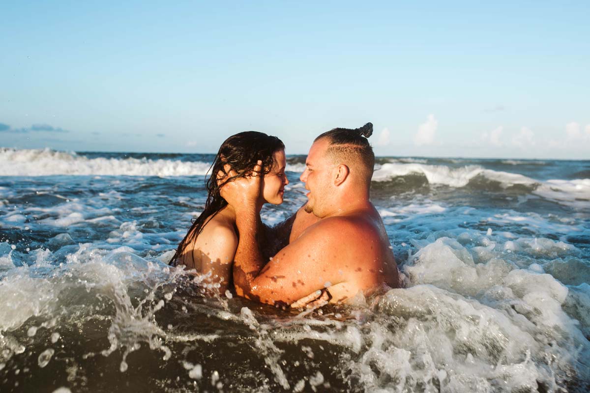 tybee-island-couples-session (29).jpg