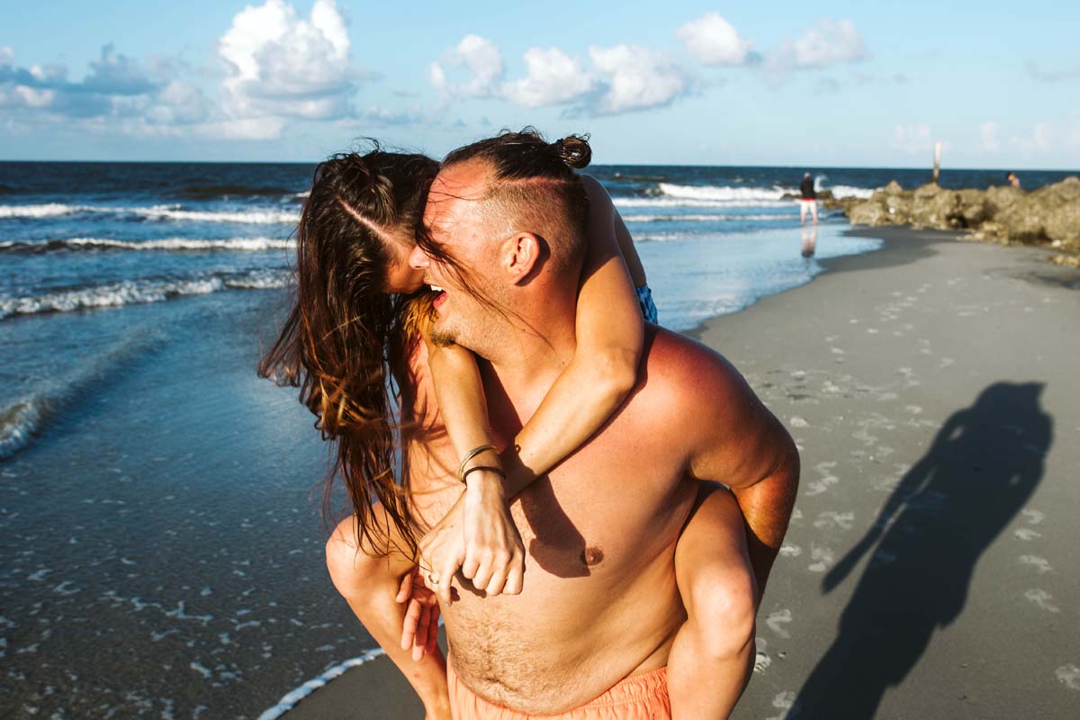 tybee-island-couples-session (35).jpg