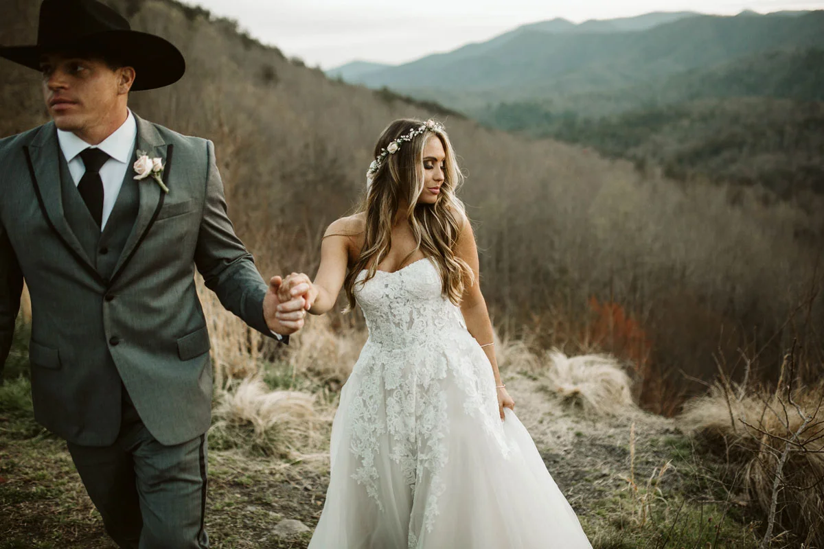 intimate-elopment-blue-ridge-georgia-north-georgia-wedding-photographers (76).jpg
