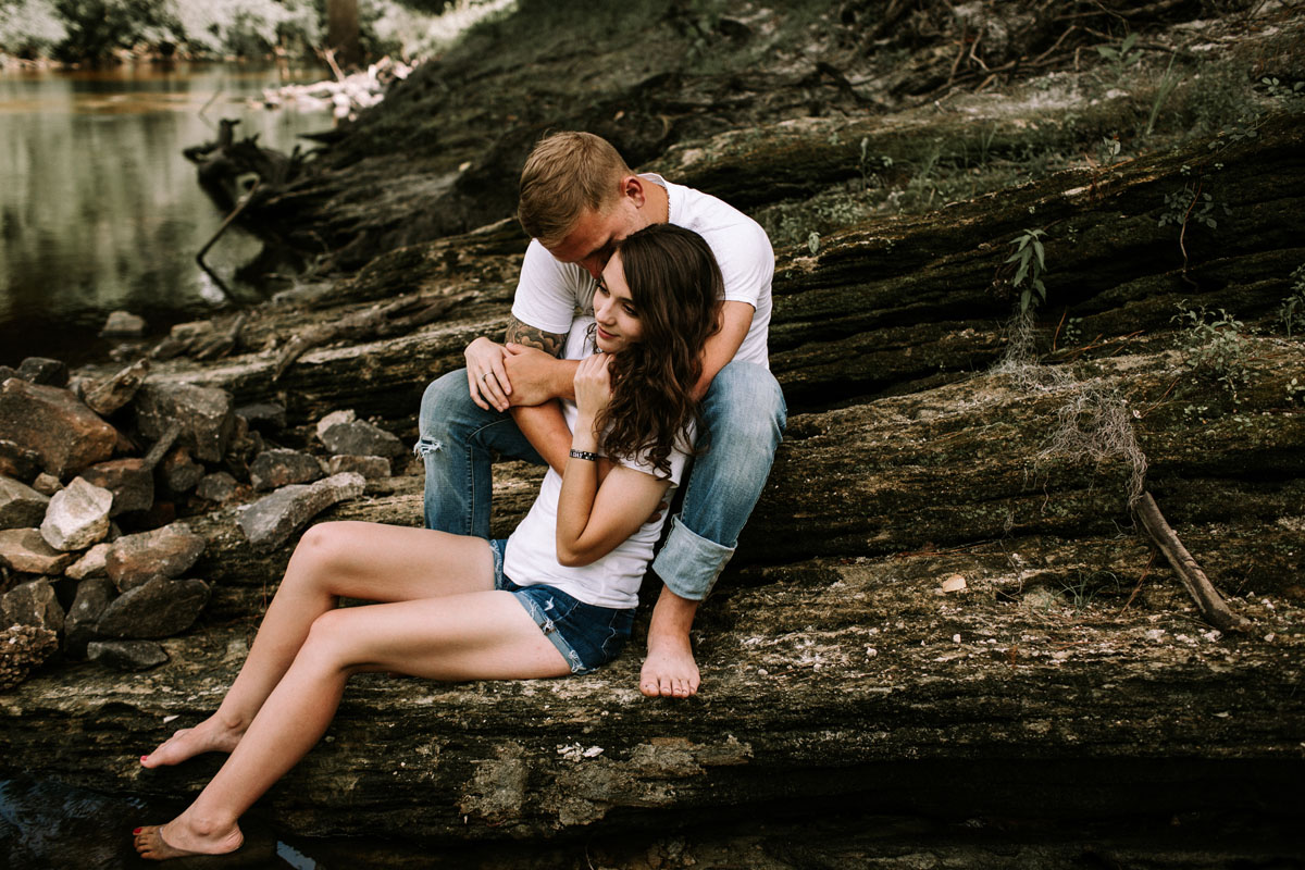 Intimate-couple-river-session-valdosta-wedding-photographers (1).jpg