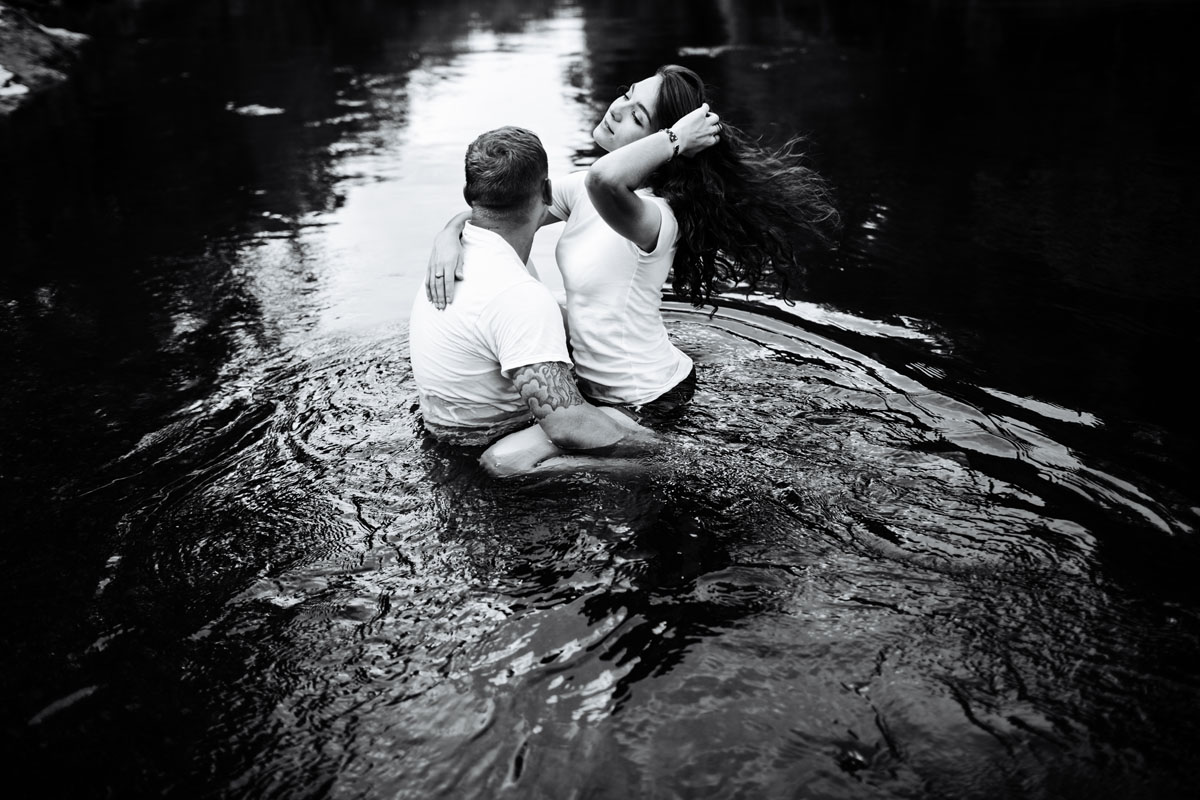 Intimate-couple-river-session-valdosta-wedding-photographers (37).jpg