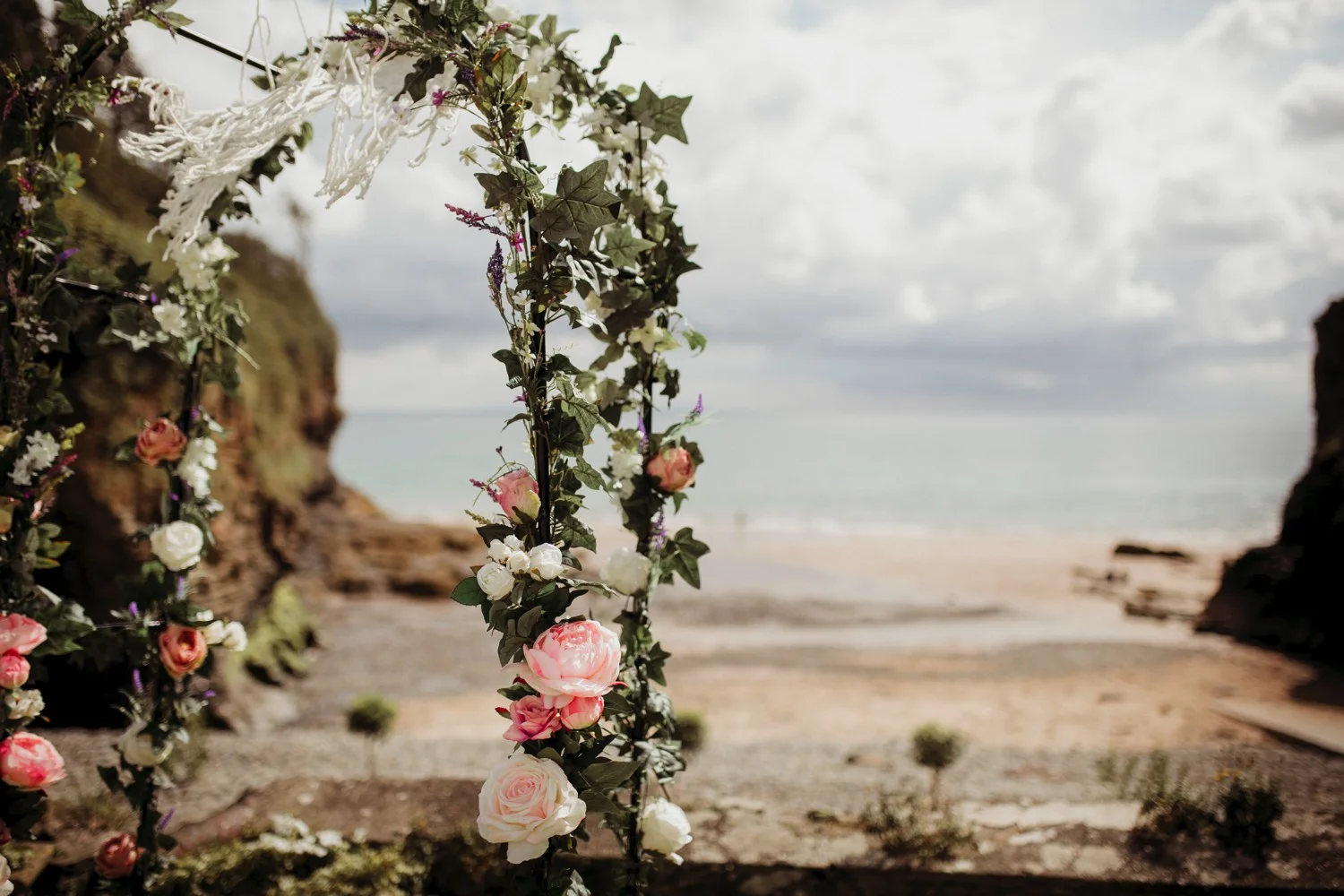 Waterwynch House wedding Tenby KA3.jpg
