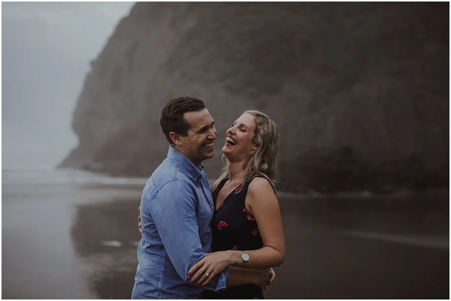 Nikita Wade's beach engagement session_0014.jpg