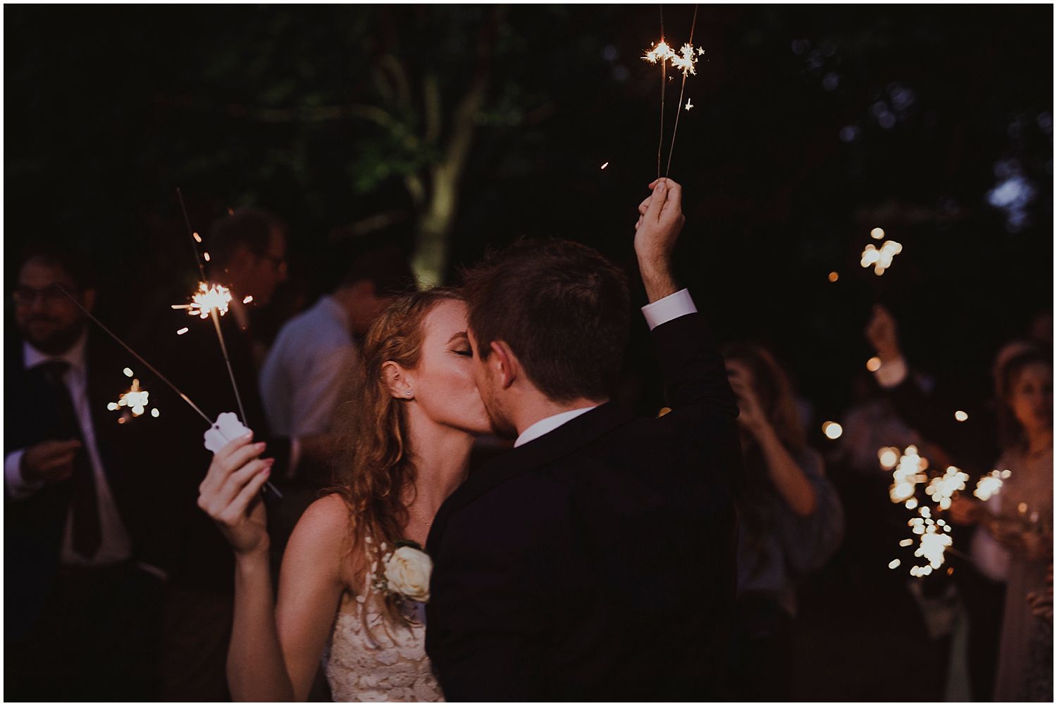 Broyle Place Lewes wedding VF_0101.jpg