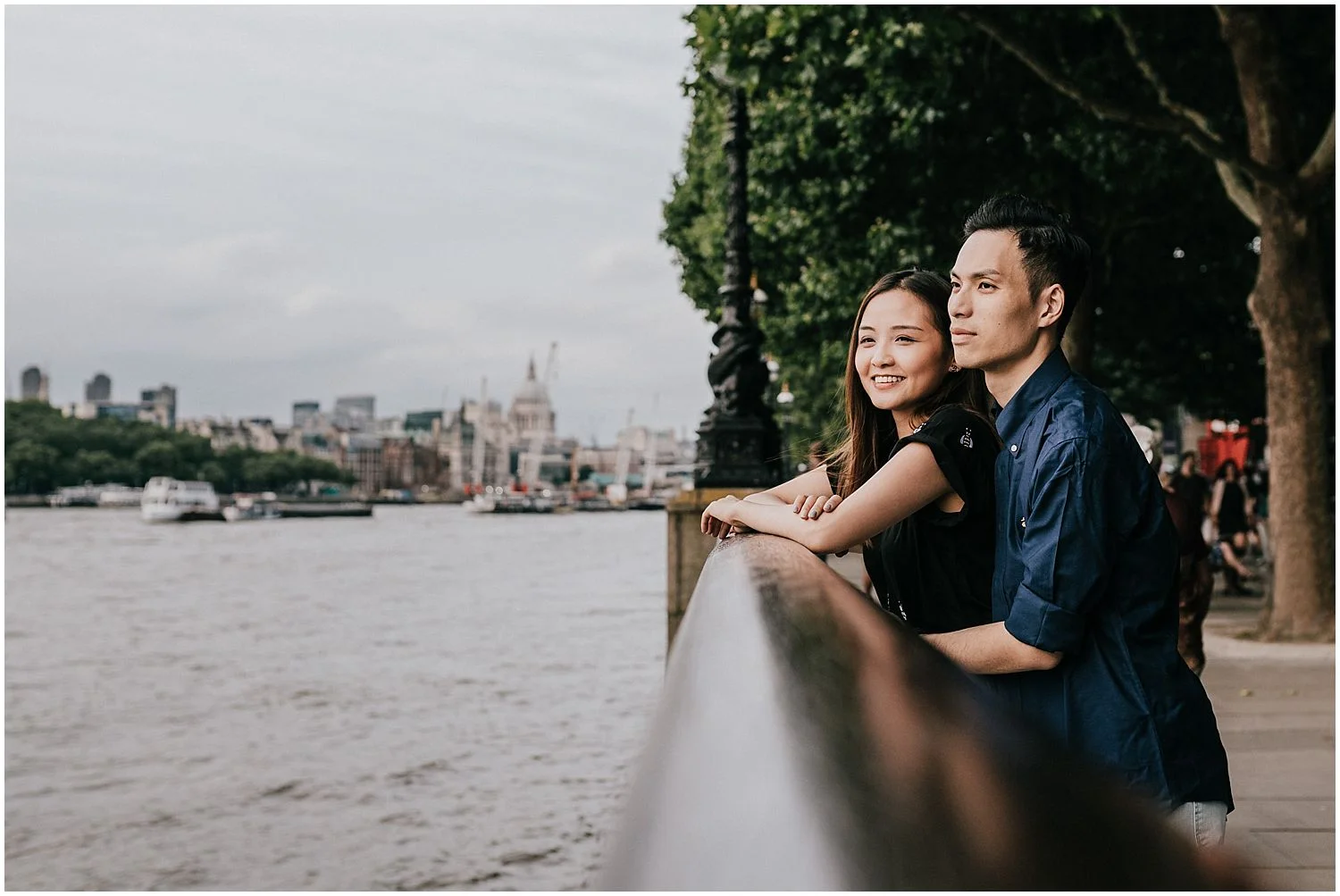 London Southbank engagement shoot_0004.jpg