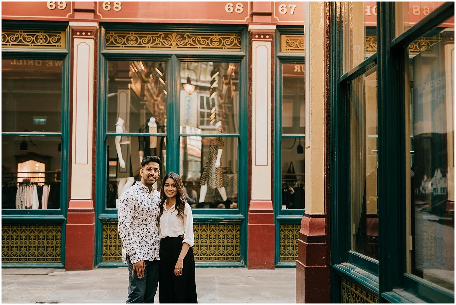 Leadenhall Market London engagement shoot25.jpg