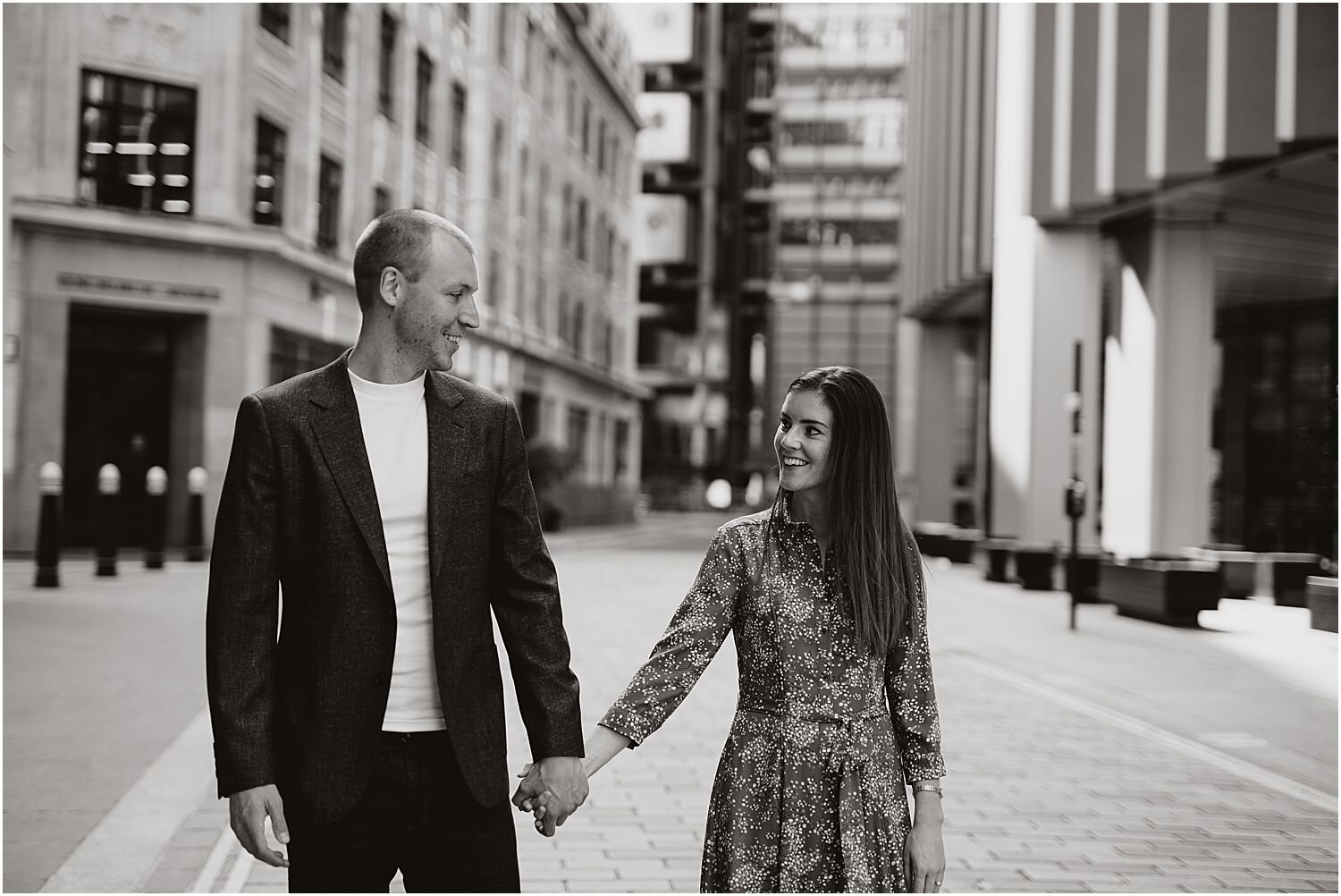 Leadenhall Market engagement photo shoot_0012.jpg