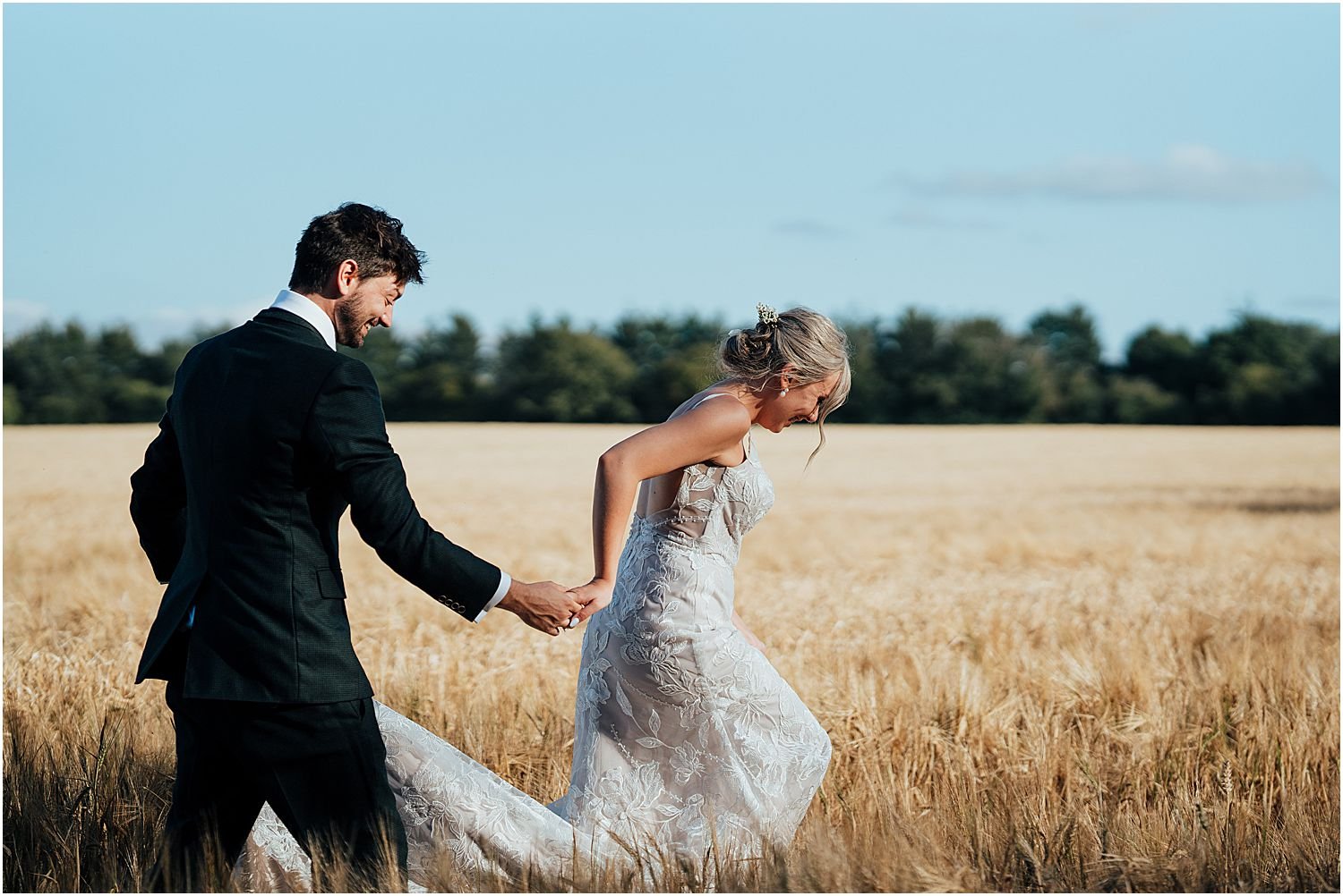 Lains Barn wedding photography_0054.jpg