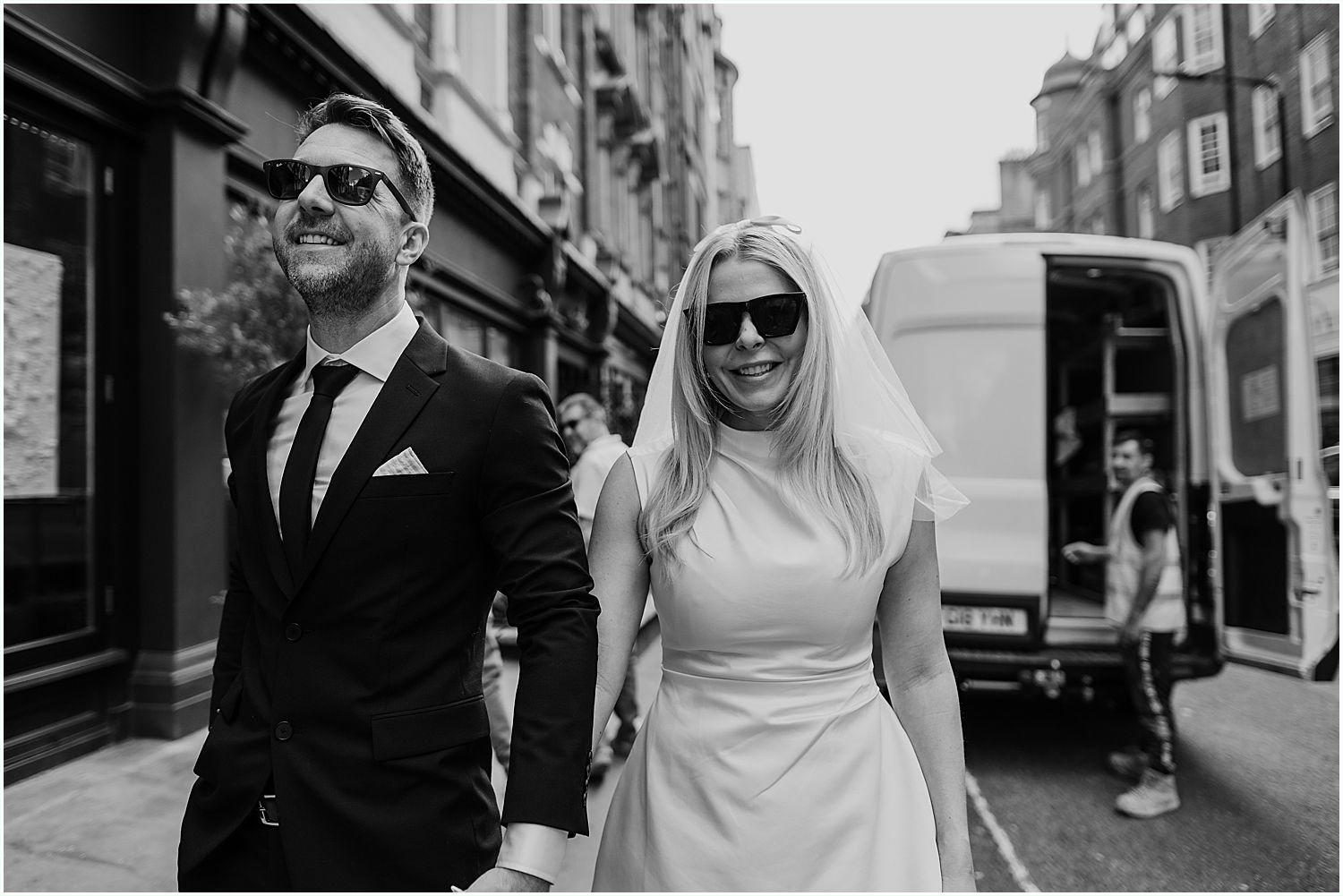 Casual London elopement black and white
