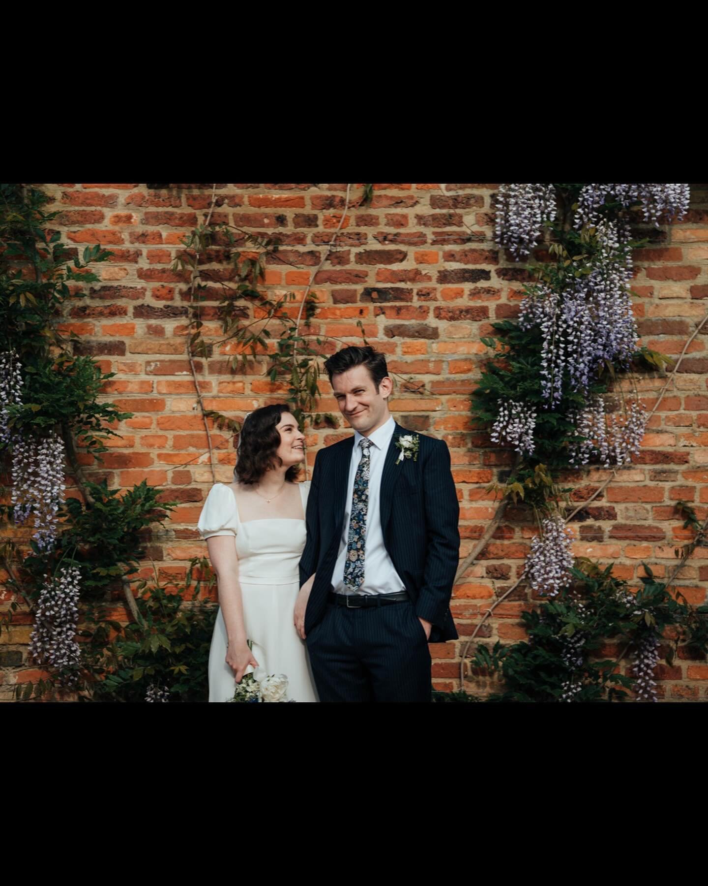 When I did my site visit at Hatfield House a month ago, the wisteria had just started to bloom and I was keeping all my fingers crossed that it would still be out on Alice and Etienne&rsquo;s wedding day. We were super lucky, not just with the flower