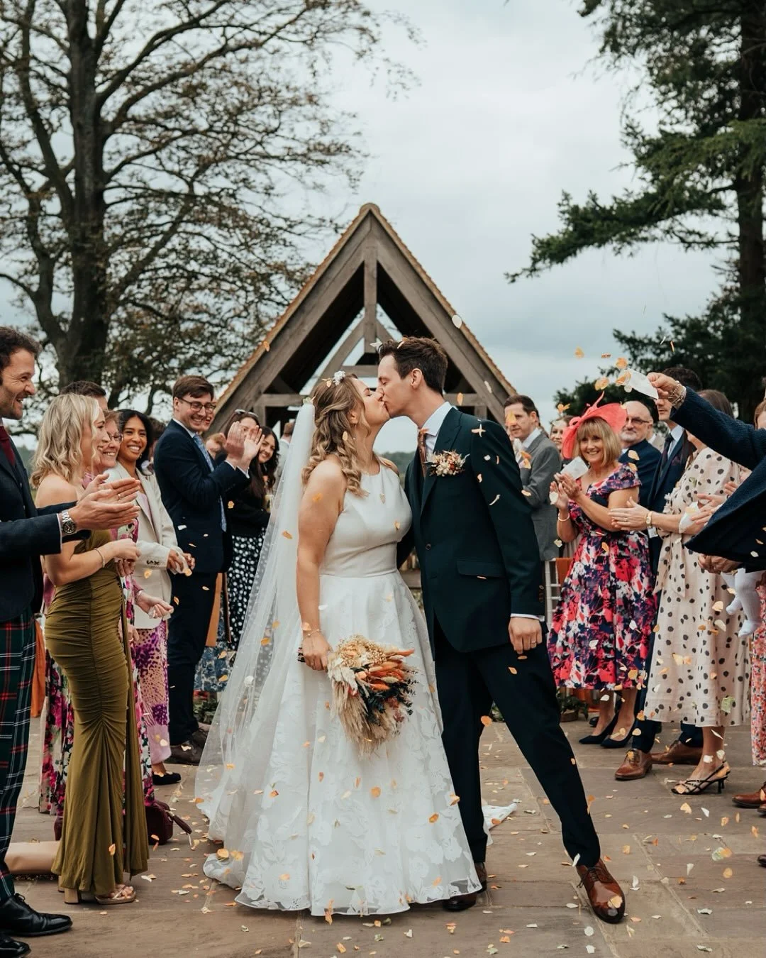 Such a stunning setting for Alicia &amp; James&rsquo;s big day last weekend! The overcast sky added some gorgeous light and drama. &hearts;️&hearts;️&hearts;️
.
Venue: @highley_manor_sussex 
Hair &amp; Makeup: @nwmake 
Decor: @hireyourday
Dress: @car