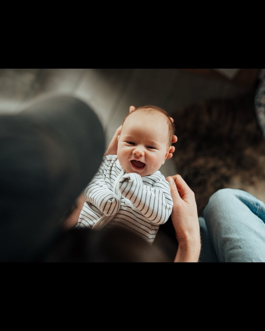 Hello adorable little Evie! Such a lovely and fun shoot with this little one and her parents, plus doggie! If you are interested in a relaxed family or newborn shoot, I am currently taking bookings for spring time (March onwards). 
.
Have a look on m