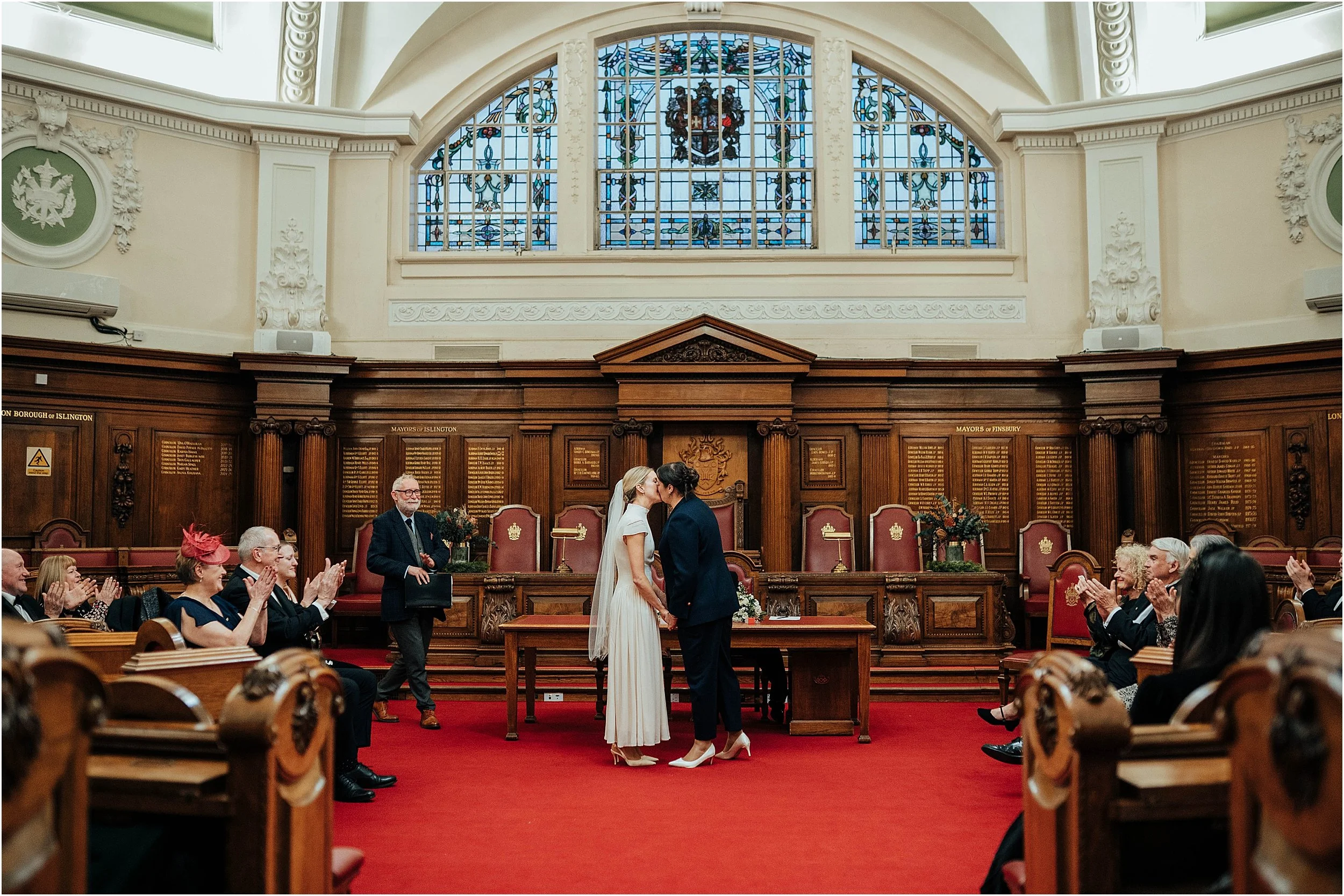 First kiss in council chamber