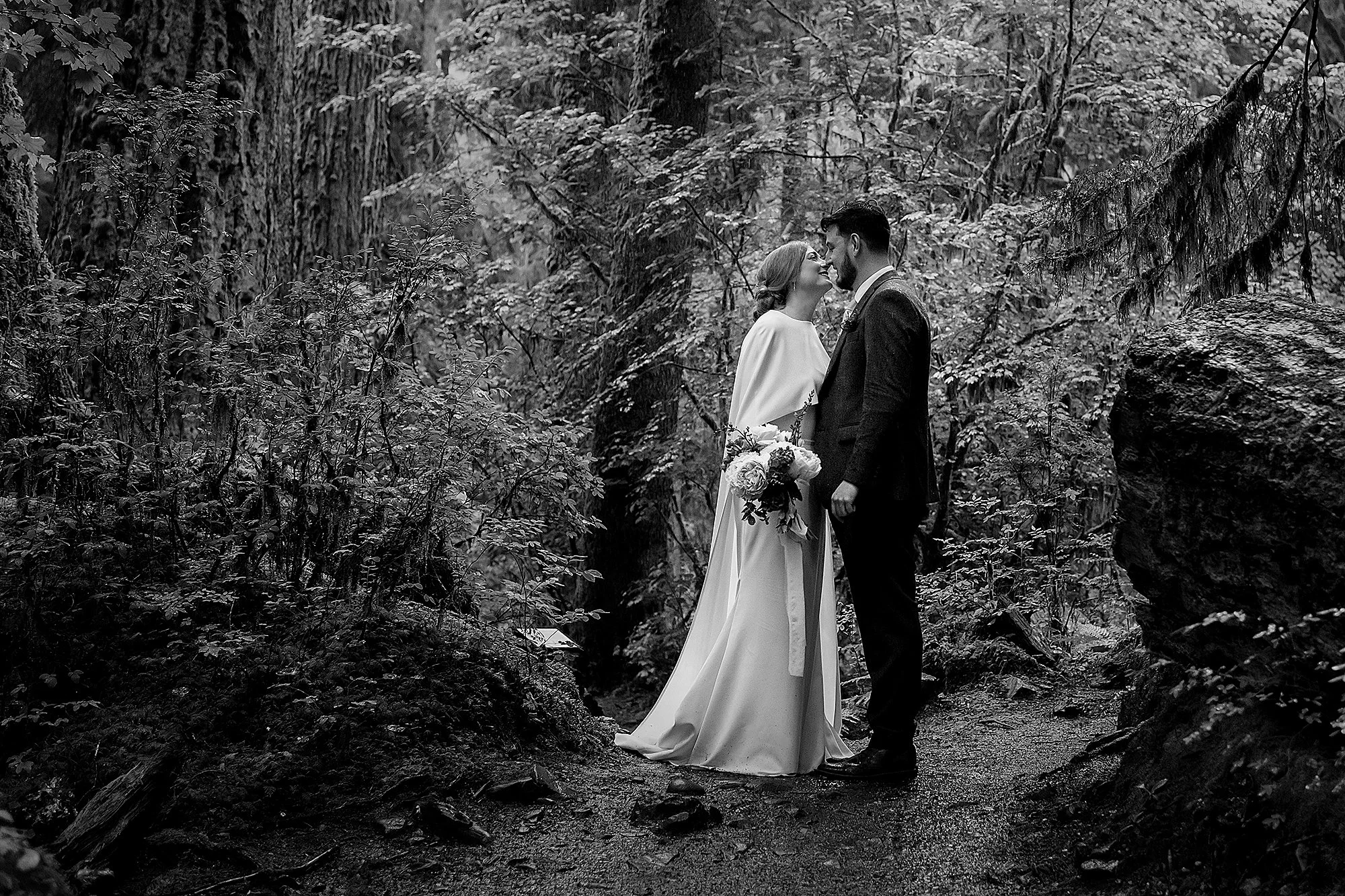 Bride+Groom-13B&W (1).jpg
