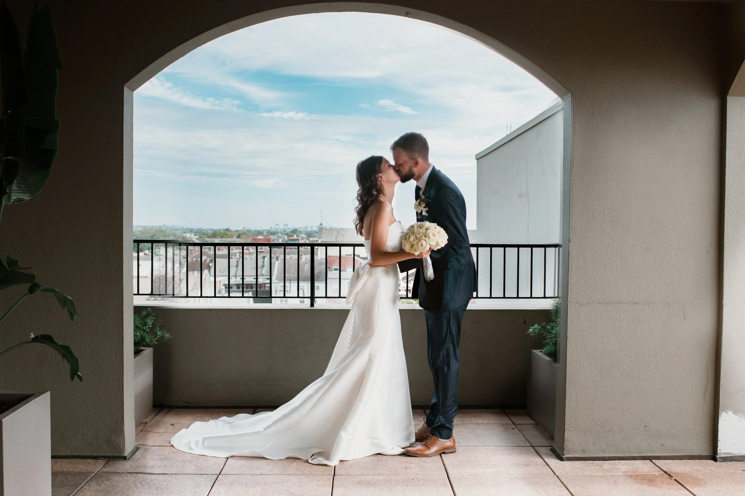 Emily+Noah-TheCouple-17.jpg