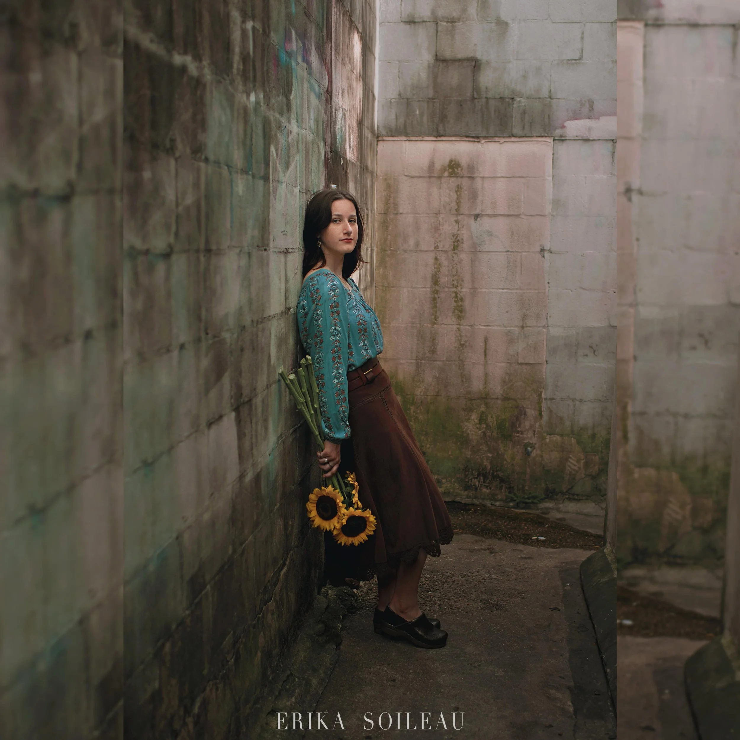 I was able to photograph the most gorgeous senior session this week! 

CONGRATULATIONS, LYLA, CLASS OF 2027! 

www.ErikaSoileau.com (Link in Bio)