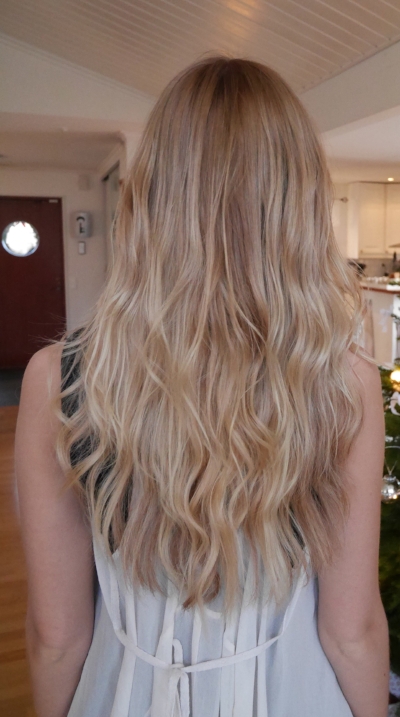 Soft färgad blondin med Kevin murphys mjuka toner och hairtalk extensions