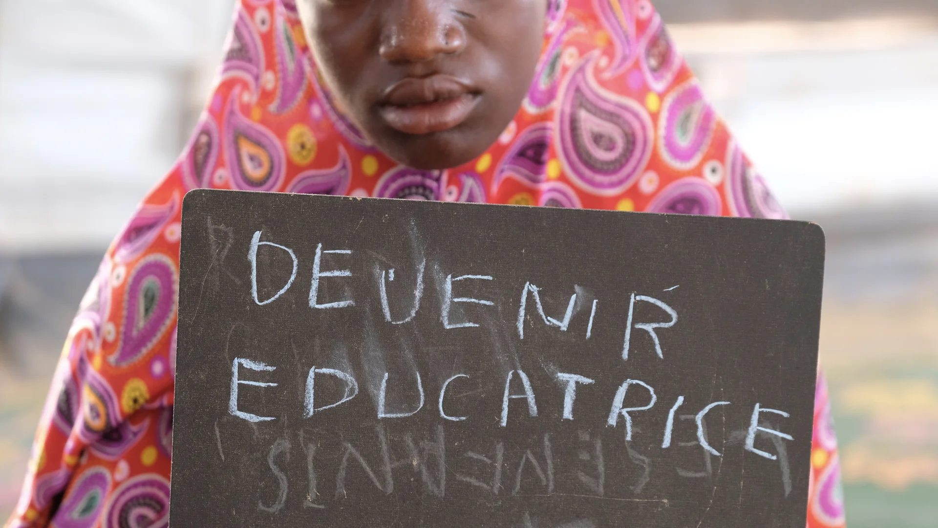 “I want to be a teacher,” says Oumou. She's one of thousands of children who've been displaced by the recent violence in central Mali. She lives in a camp for displaced people outside of Mopti. It's a long way from the open Sahel that she's used to.…