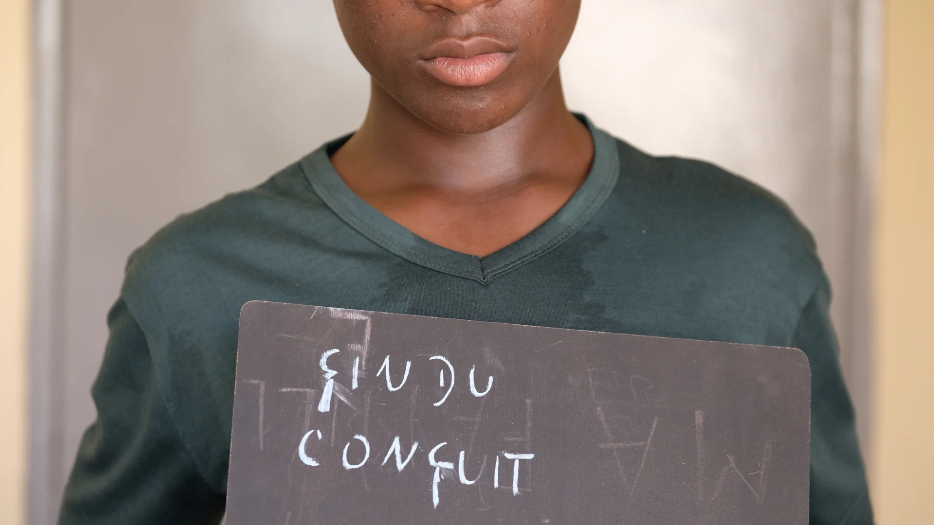 Moussa was asked to join the local militia by his chief. A week later he was on night watch holding nothing more than a shovel. He was scooped up in a raid and arrested with a large group of adults. He's now in a UNICEF supported shelter and trying …