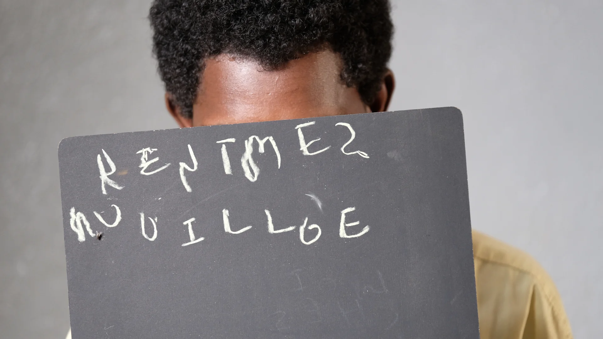 Adama is a shepherd from Kidal. He was detained by security forces and questioned about armed groups. He was released from detention but now he can’t get home. He says he wants to get back to his flock and he just wants to go back to his village.