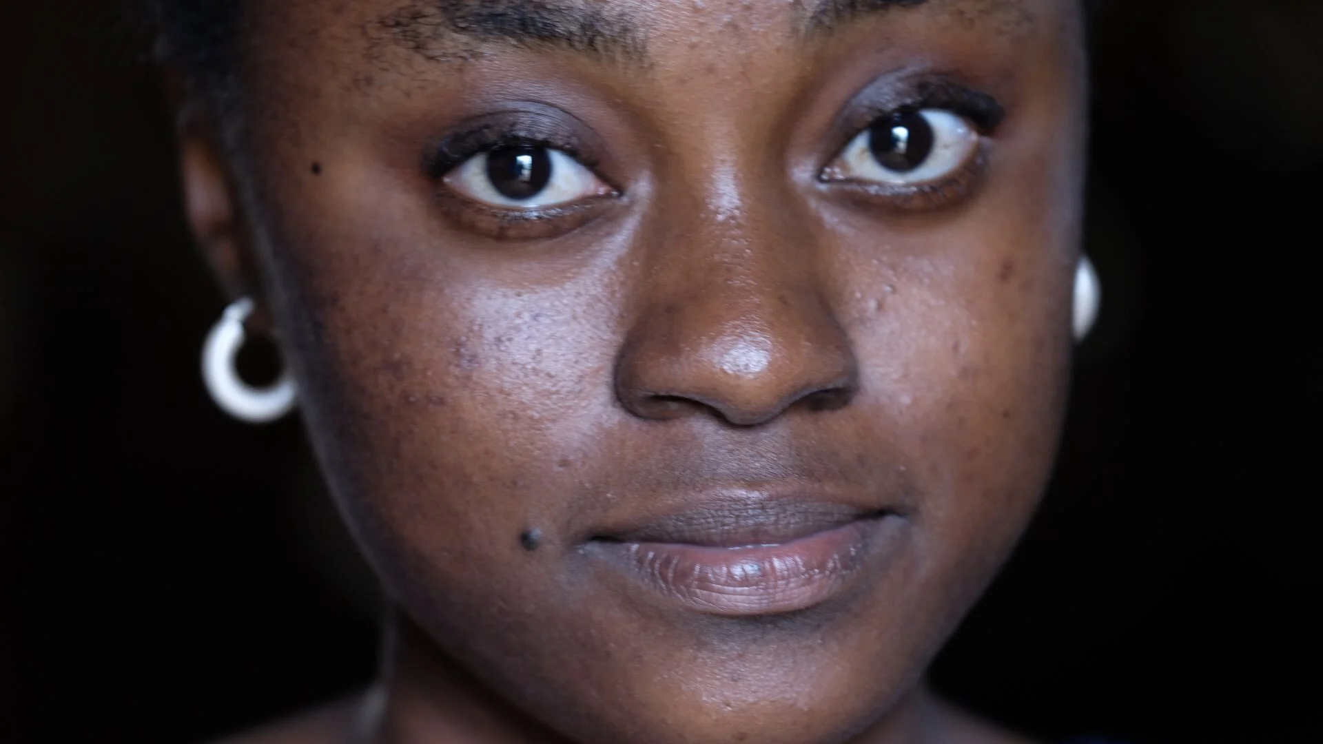 Primitia Power works on one of the ambulance teams that’s specially trained to get suspected Ebola patients.She and her colleagues follow rutted tracks with their ambulance to get there quickly and contain the disease. She says it’s stressful role a…