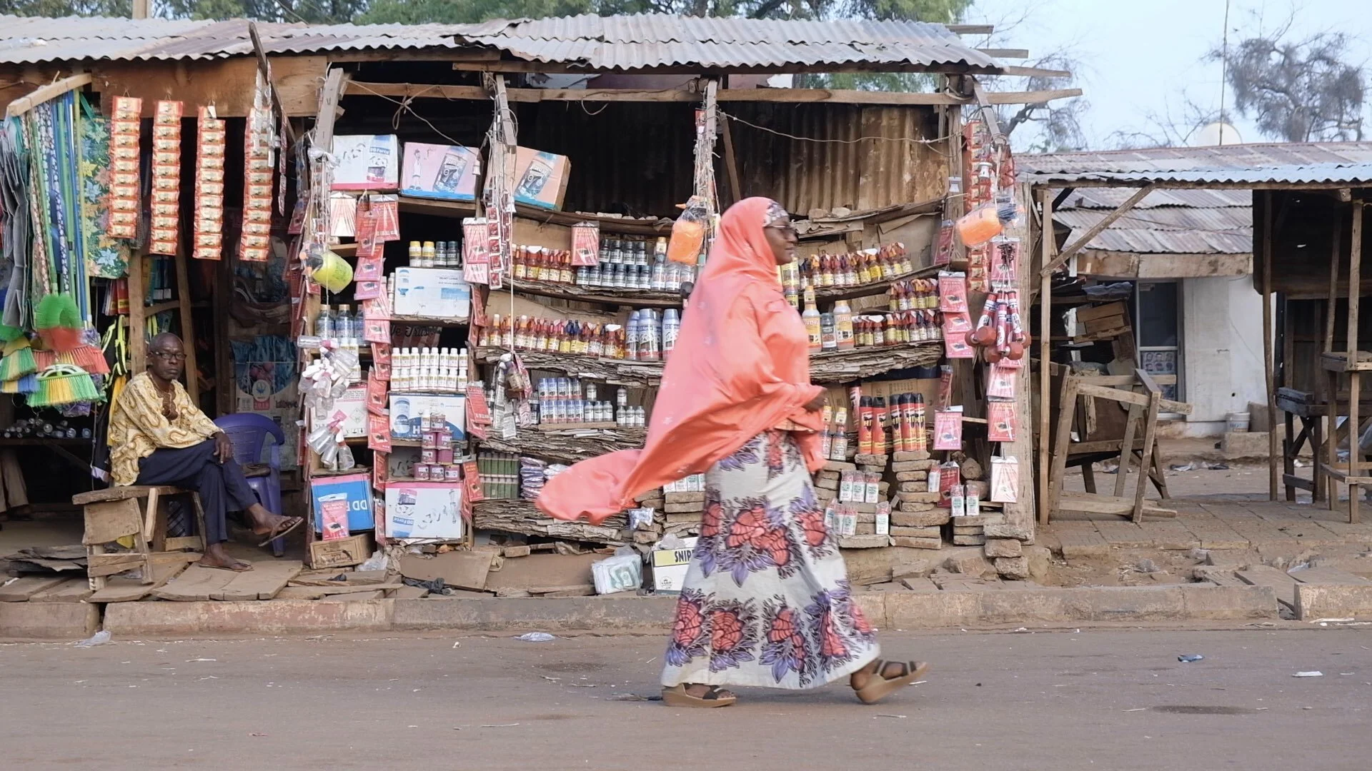 Rashidat Mohammed is a Human Rights Lawyer with a special interest in promoting the rights of women and children.She provides pro-Bono legal services for women and girls who have experienced violence in northwest Nigeria. She also represents vulnera…