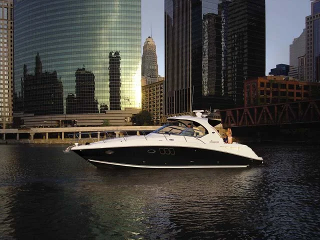 coast-yacht-charter-searay-380-sundancer-9.jpg