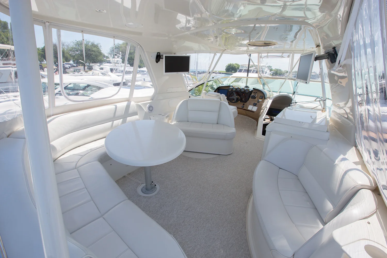 carver-570-coast-yacht-charter-2.jpg