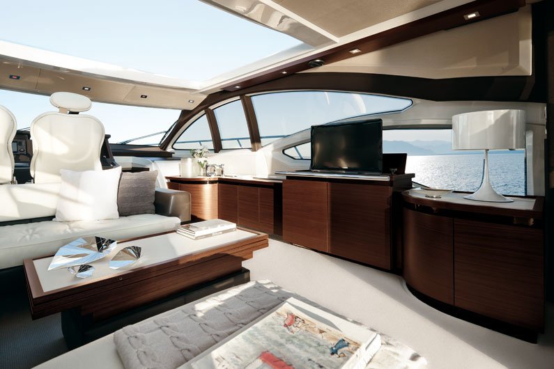 coast-yacht-charter-membership-fractional-lease-share-boat-club-62-azimut-20.jpg