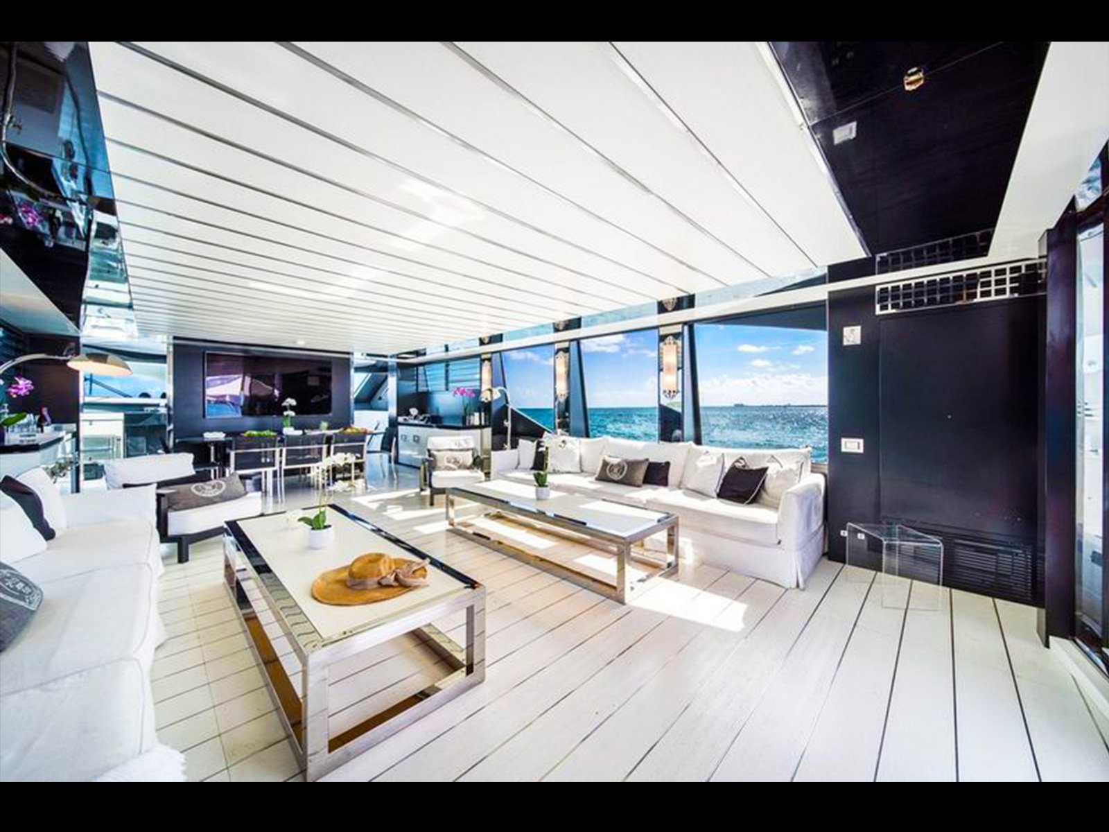 120-Technomar-miami-coast yachts8.jpg