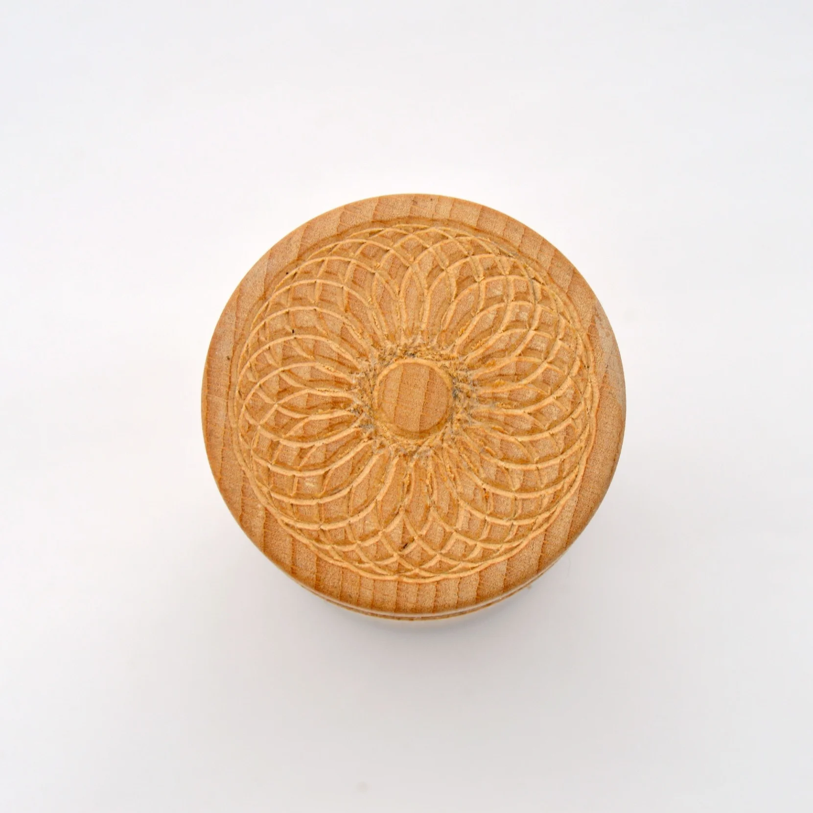 ornamental turned box lid.jpg