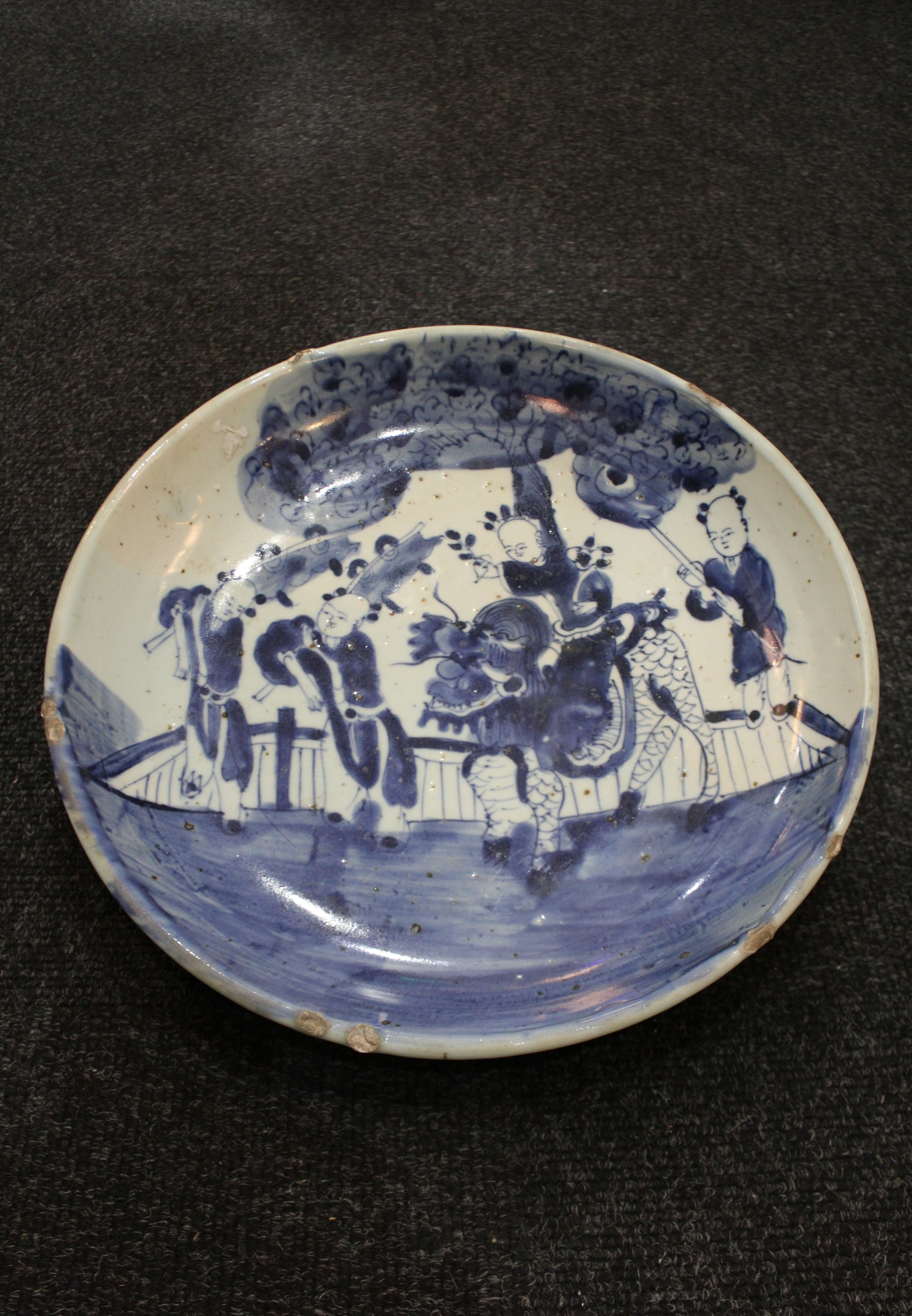 blue and white plate.JPG