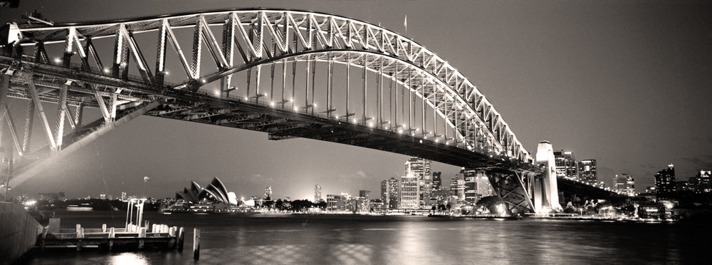 Australia Sydney harbour bridge and opera house - South Pacific Destinations
