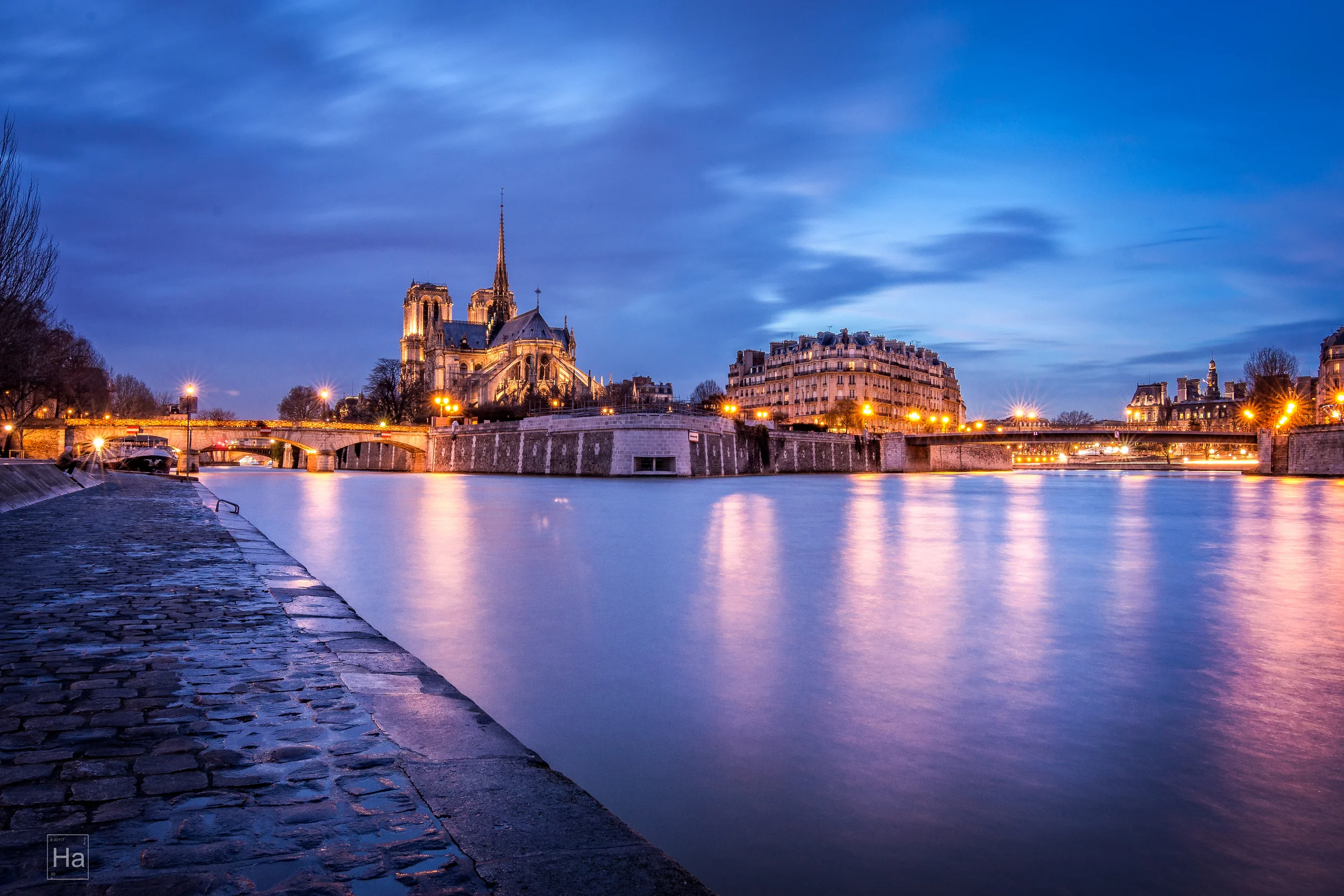 bord de seine.jpg