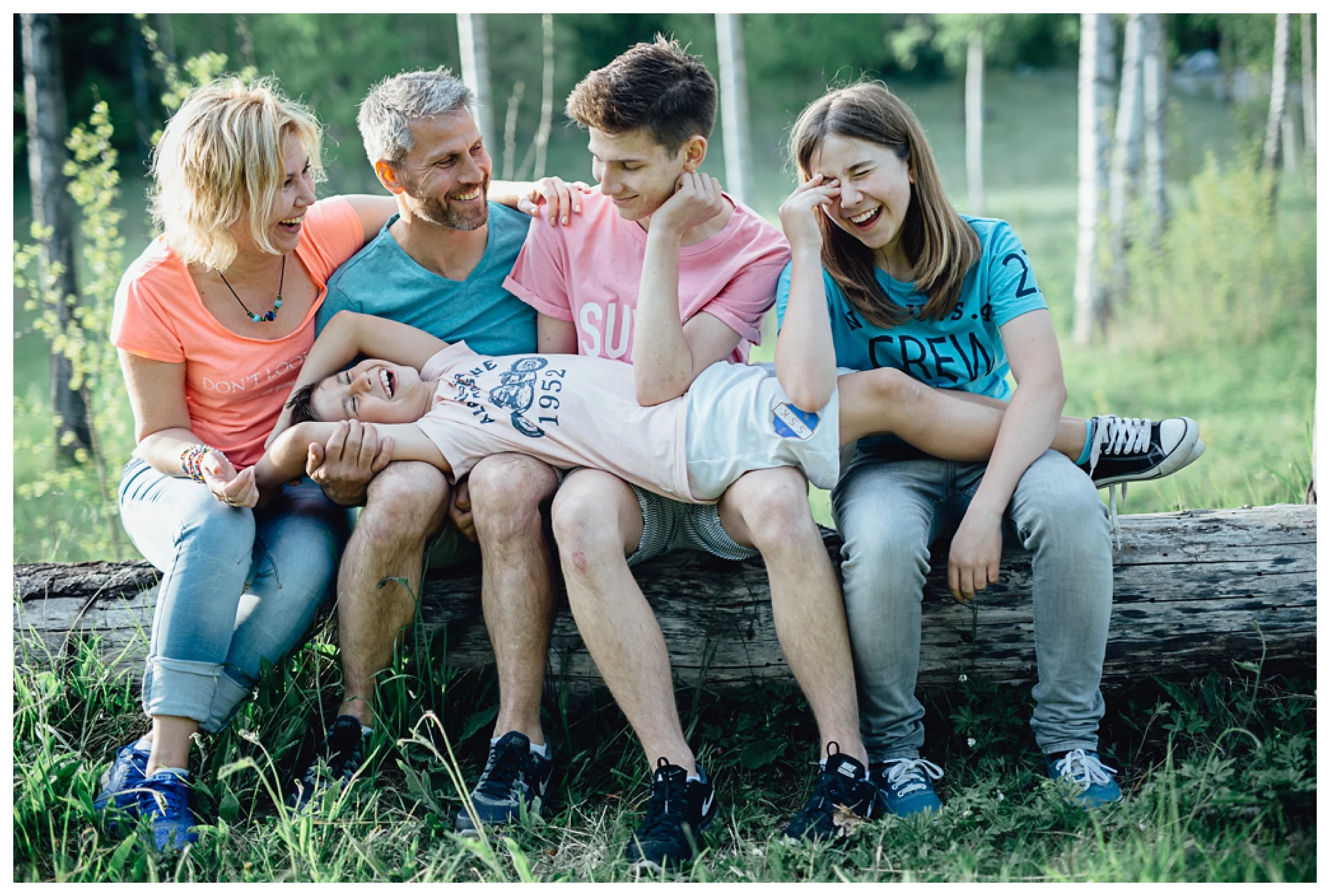 familjefotograf_stockholm_familjefotografering_lindarehlin_cecilia pihl_barnfotograf_bagarmossen_vallentuna