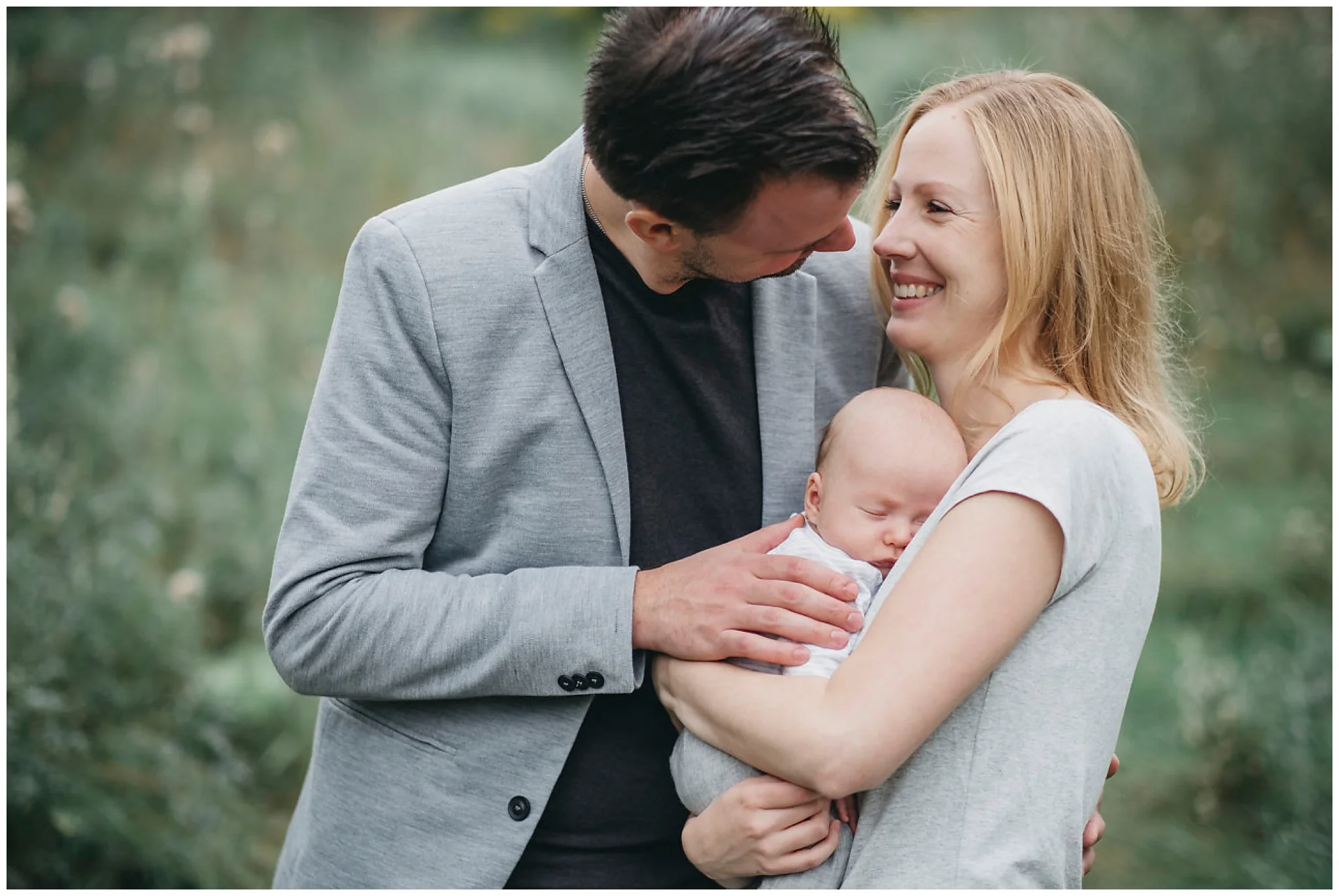 familjefotograf stockholm_familjefotografering_vallentuna_-familjefoograf täby linda rehlin_cecilia pihl