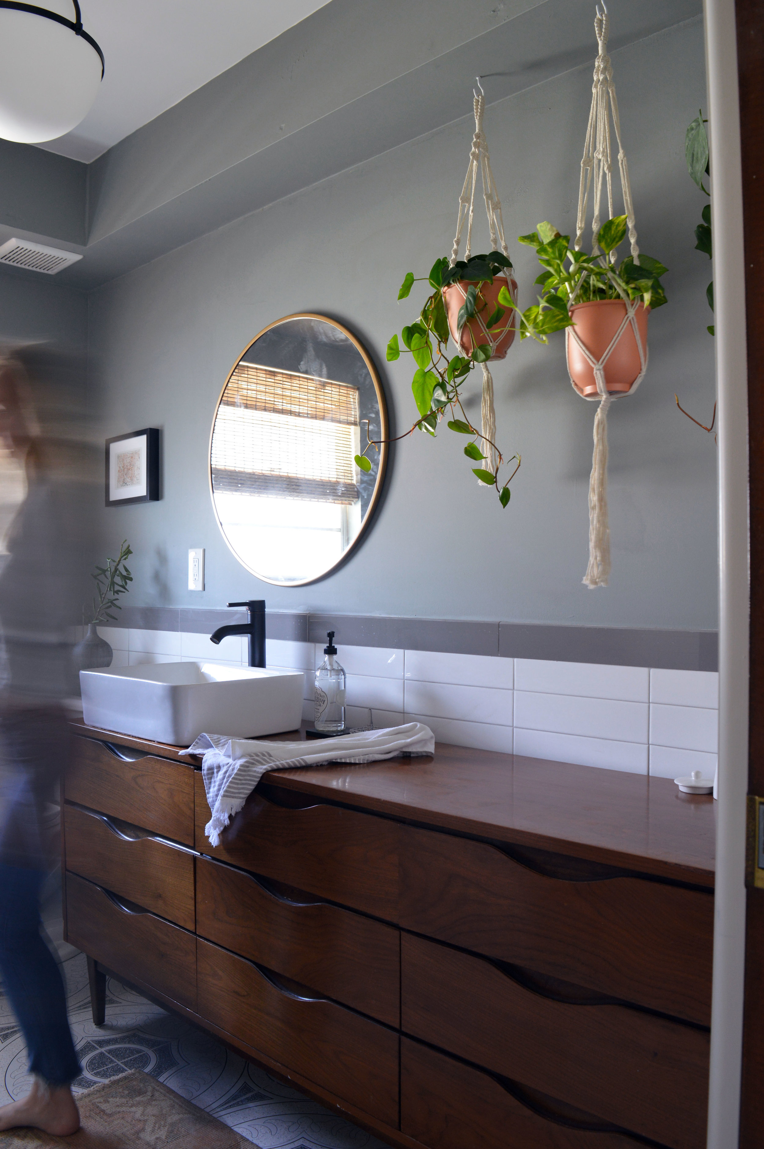 A Warm Modern Midcentury Guest Bathroom Reveal - One Room Challenge ...