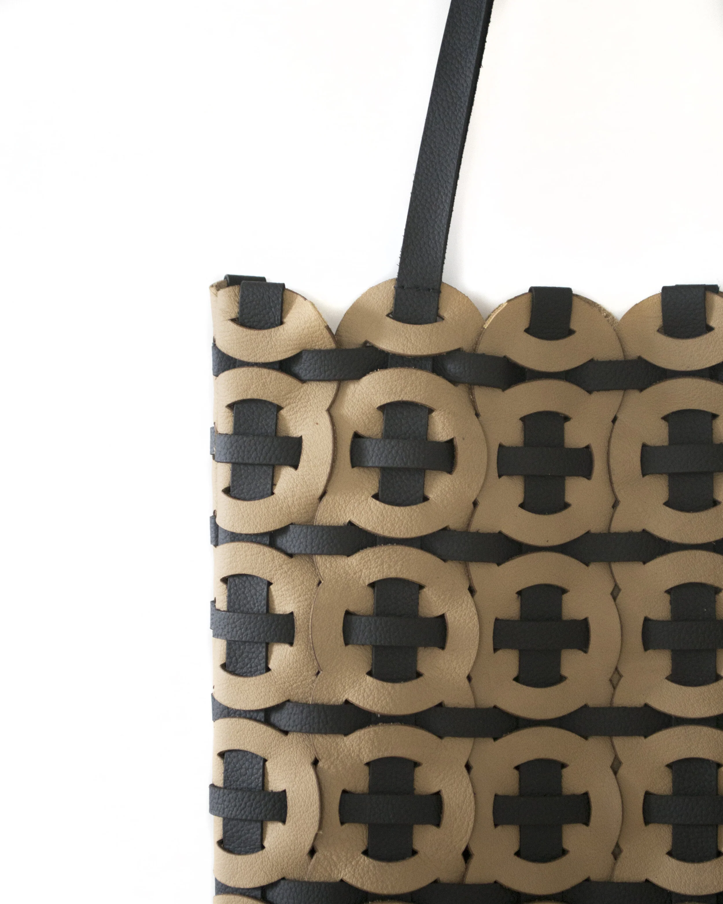 BeForChange-woven-tote-detail.jpg