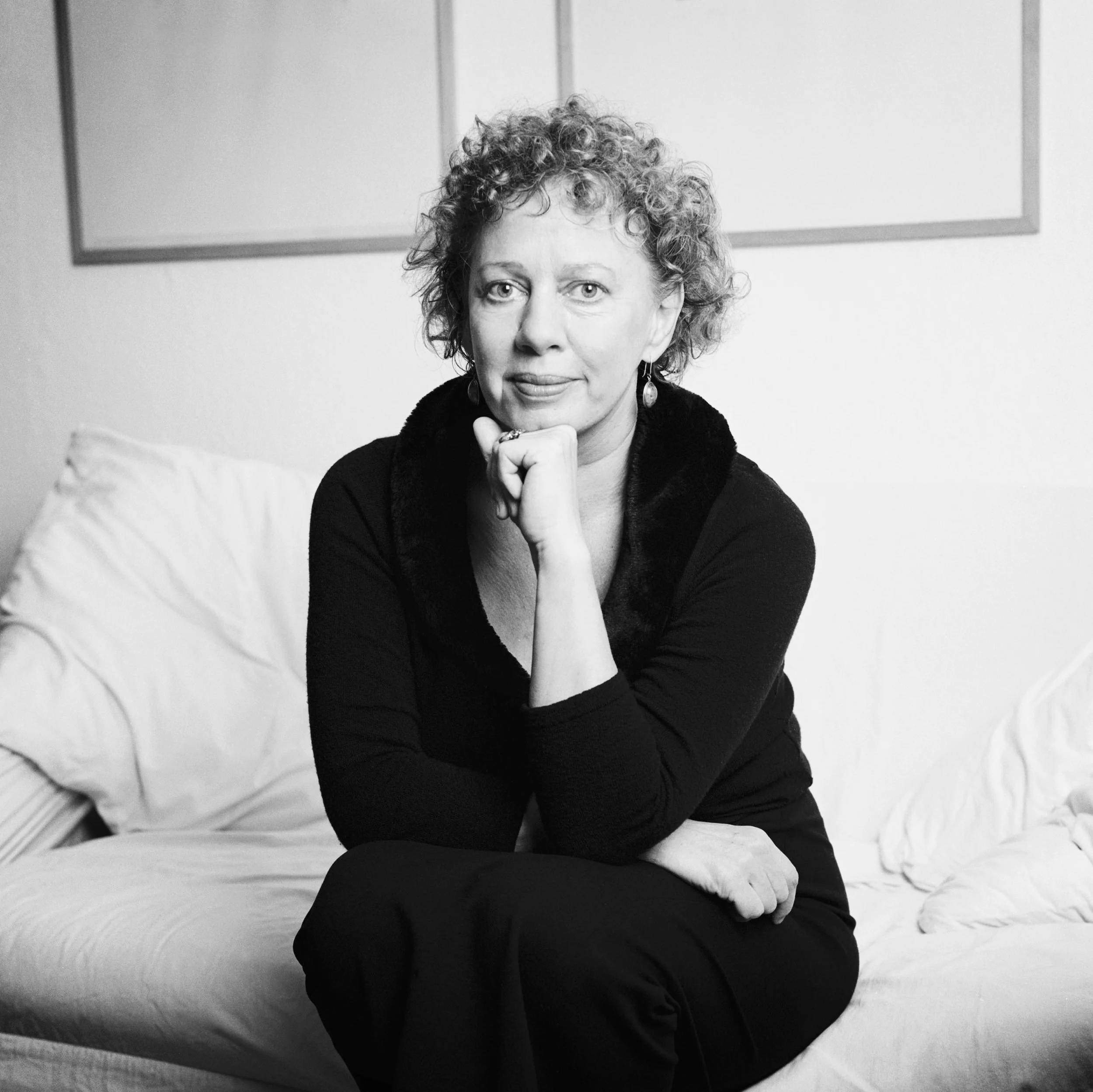 Michle Roberts credit Charlie Hopkinson.jpg