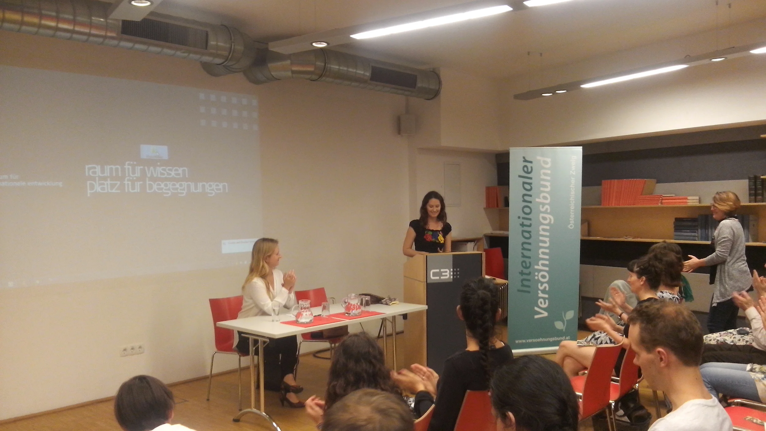 160630-Vienna2016-06-30 20.51.30.jpg