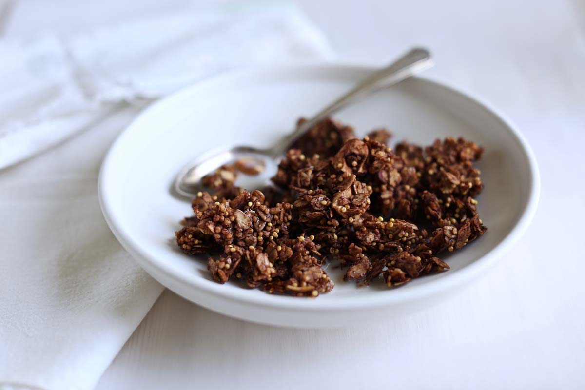 chocolat-hazelnut-granola-8.jpg